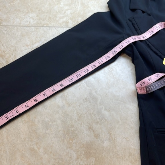 White House Black Market Black Raw Edge Trim Blazer Jacket Women’s Small Button - Picture 10 of 13